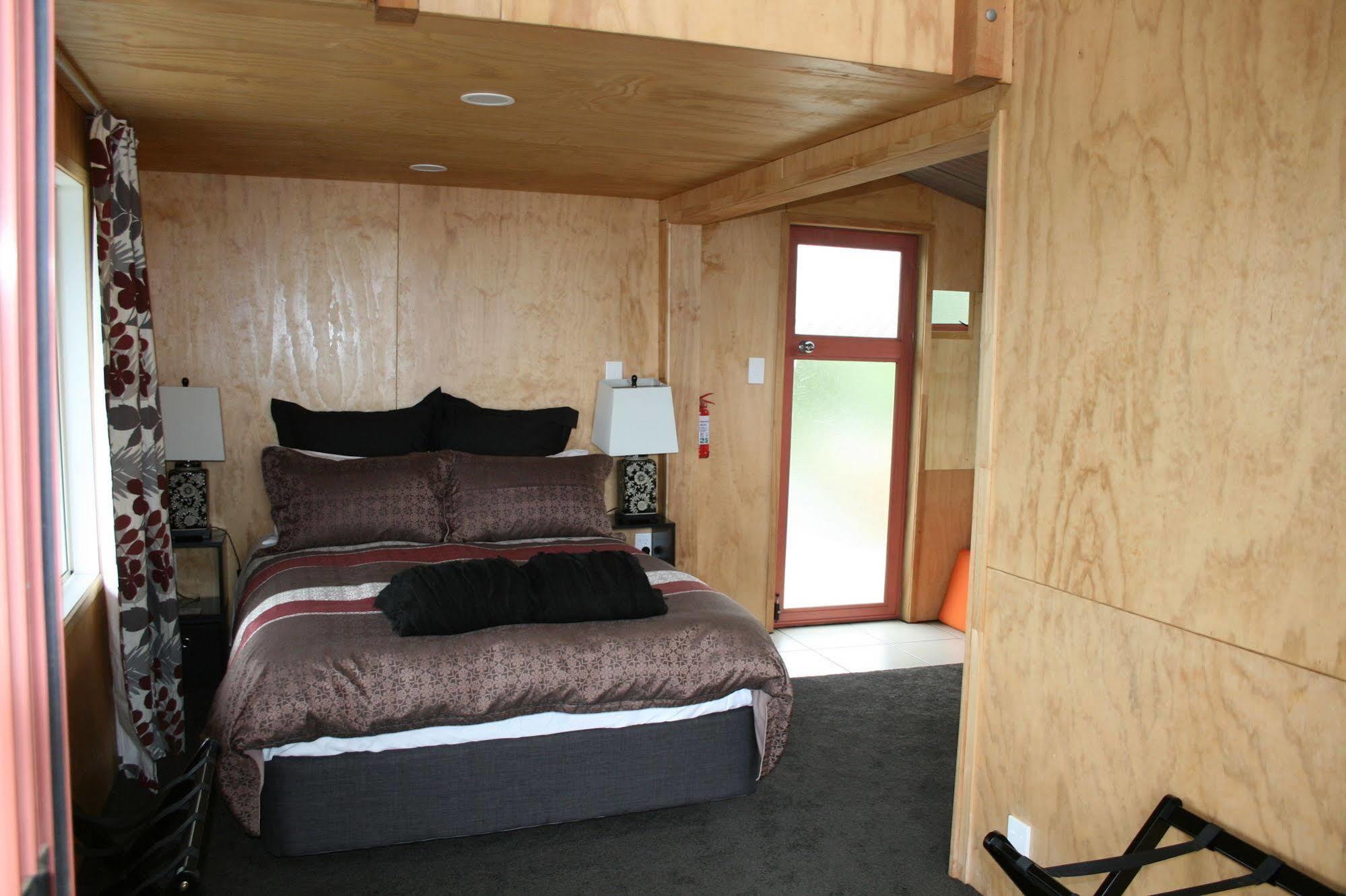 Bed and Breakfast The Lighthouse Lookout à Tutukaka Extérieur photo